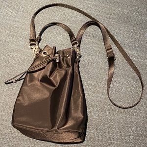 Aritzia (Main Character) nylon bucket bag